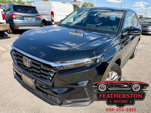 Used 2025 Honda CR-V LX image 1