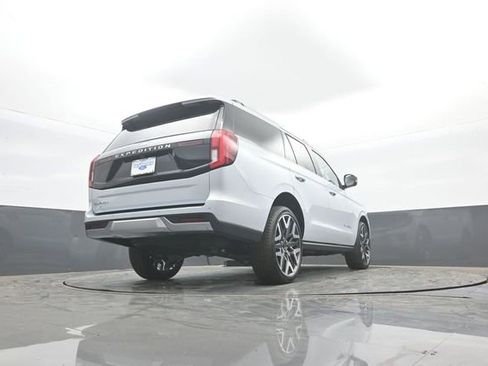 New 2026 Ford Expedition Platinum image 37