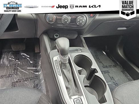 Used 2024 Chevrolet Trax LS FWD image 31
