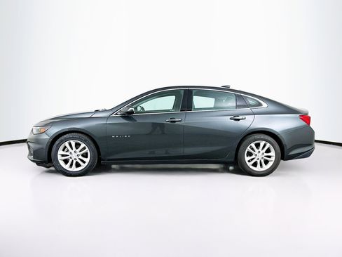 Used 2018 Chevrolet Malibu LT w/ Leather Package image 4