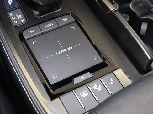 Used 2021 Lexus LS 500 AWD w/ Accessory Package (Z2) image 39