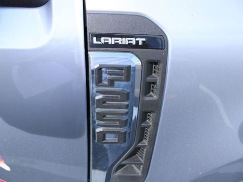 Used 2024 Ford F250 Lariat w/ Chrome Package AWD/4WD image 4