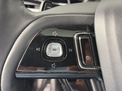 Used 2023 Lincoln Corsair Reserve w/ Equipment Group 202A image 33