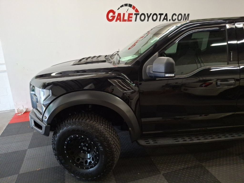 Used 2018 Ford F150 Raptor w/ Equipment Group 801A Mid AWD/4WD image 5