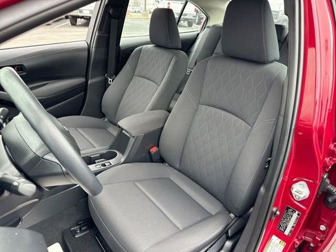 Used 2024 Toyota Corolla LE FWD image 11