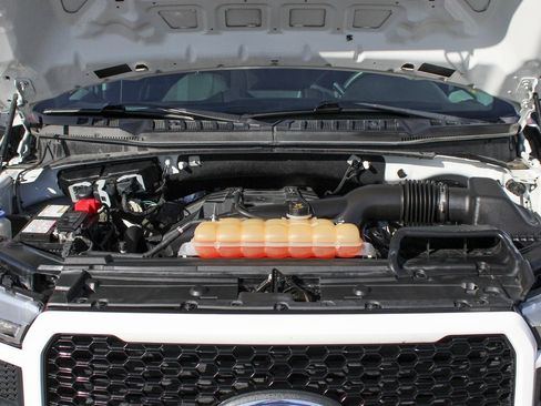 Used 2018 Ford F150 XL w/ Equipment Group 101A Mid image 11