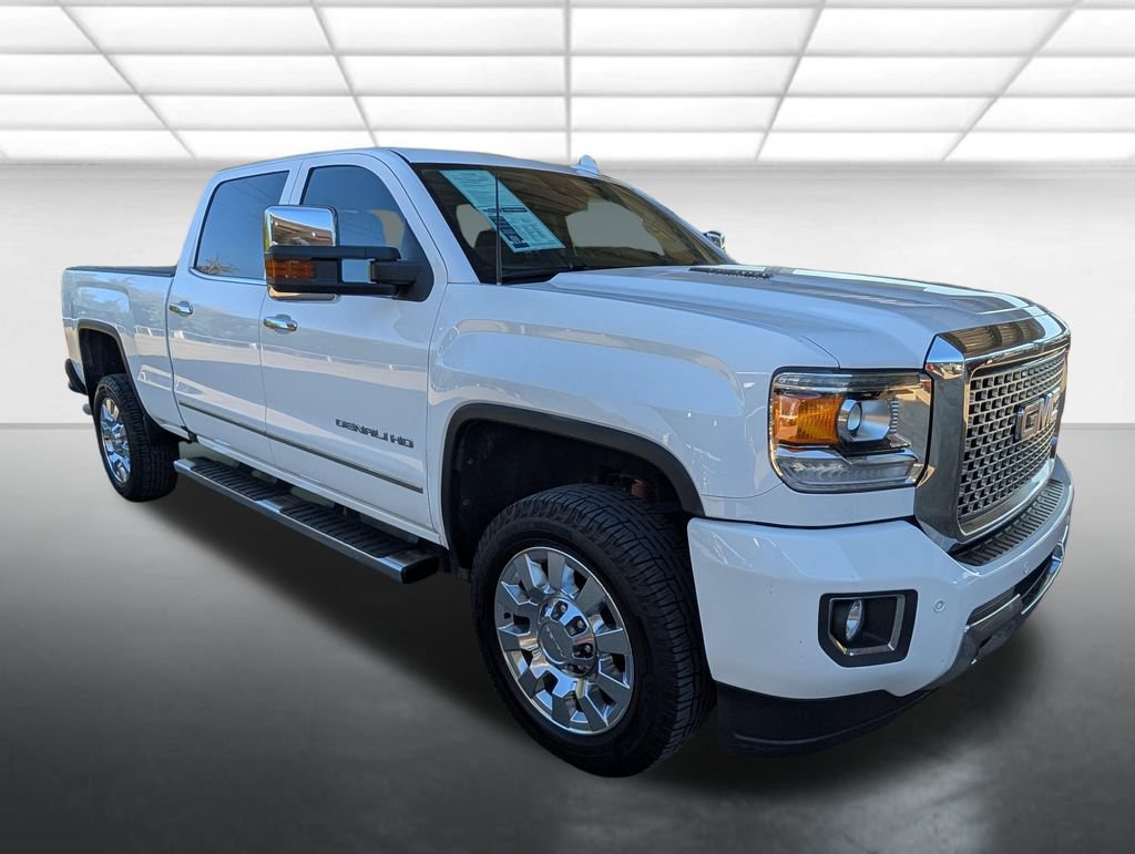 Used 2016 GMC Sierra 2500 Denali w/ Duramax Plus Package AWD/4WD image 1