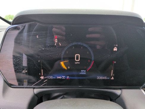 Used 2025 Chevrolet TrailBlazer LT AWD/4WD image 16