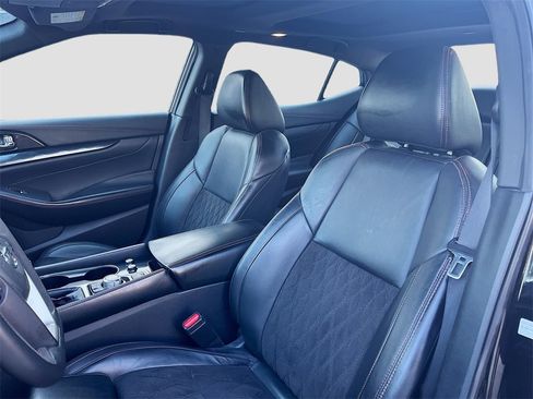 Used 2019 Nissan Maxima SR w/ Premium Package image 22
