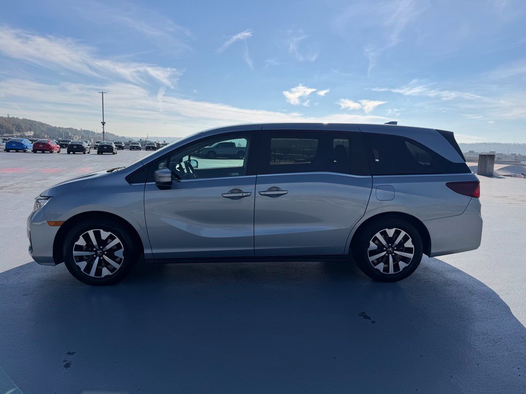 Used 2025 Honda Odyssey EX-L image 6