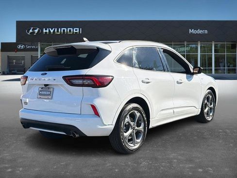 Used 2023 Ford Escape ST-Line image 4