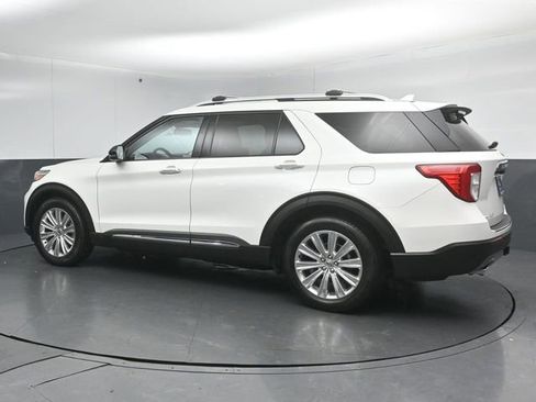 Certified 2020 Ford Explorer Limited w/ Class III Trailer Tow Package image 5