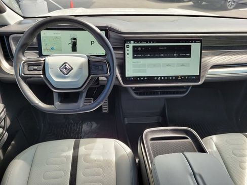 Used 2022 Rivian R1T Adventure AWD/4WD image 7