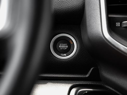 Used 2023 RAM 1500 Big Horn AWD/4WD image 29