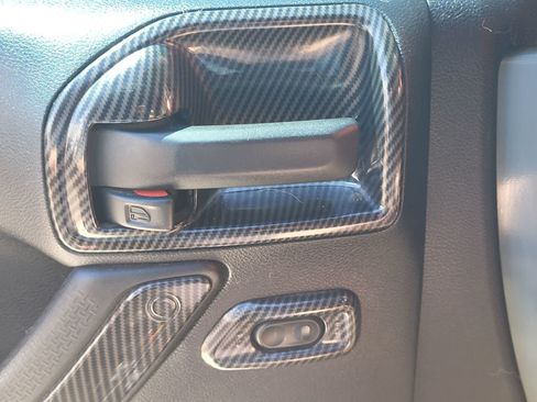 Used 2015 Jeep Wrangler Unlimited Sport AWD/4WD image 12