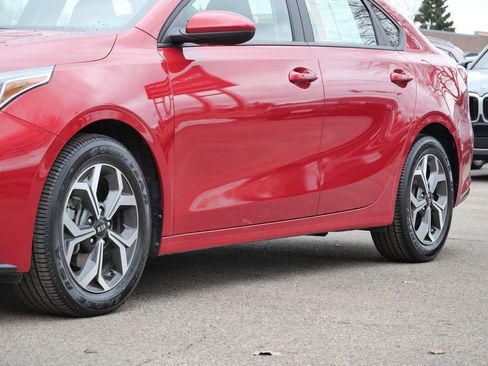 Used 2021 Kia Forte LXS FWD image 5