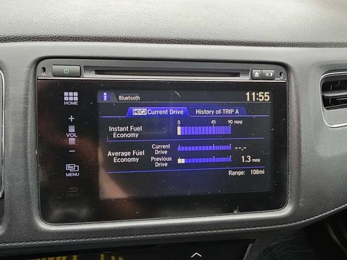 Used 2018 Honda HR-V EX image 31