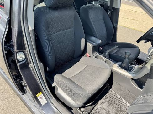 Used 2010 Toyota Corolla CE FWD image 10