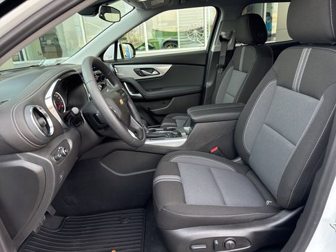 New 2026 Chevrolet Blazer LT image 16