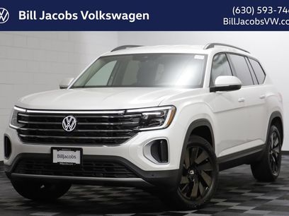 Used 2026 Volkswagen Atlas SE w/ Black Wheel Package