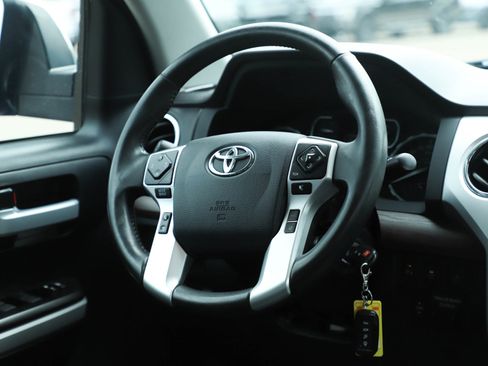 Used 2019 Toyota Tundra Limited AWD/4WD image 14