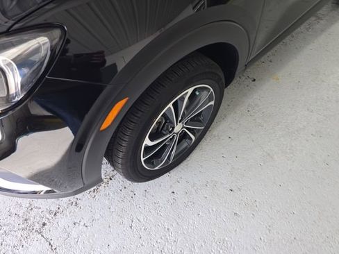 Certified 2023 Buick Encore GX Select image 9