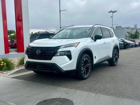 New 2026 Nissan Rogue Dark Armor AWD/4WD image 3