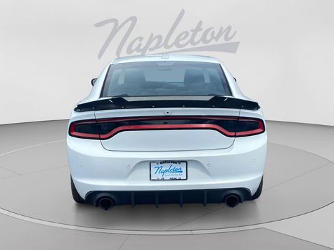 Used 2023 Dodge Charger SXT RWD image 4