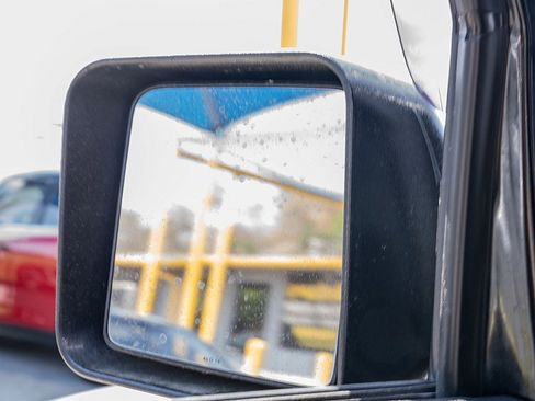 Used 2017 Jeep Wrangler Unlimited Sport image 36