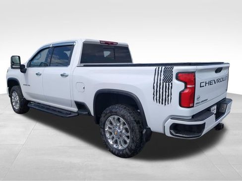 Used 2024 Chevrolet Silverado 2500 LTZ w/ LTZ Plus Package AWD/4WD image 3