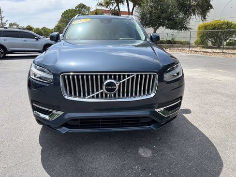 Used 2024 Volvo XC90 B5 Core w/ Protection Package Premier AWD/4WD image 8