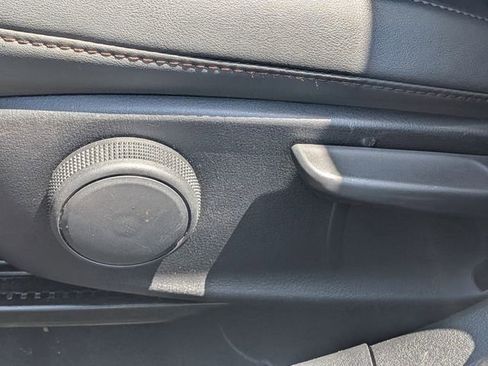 Used 2024 MAZDA MAZDA3 s image 18