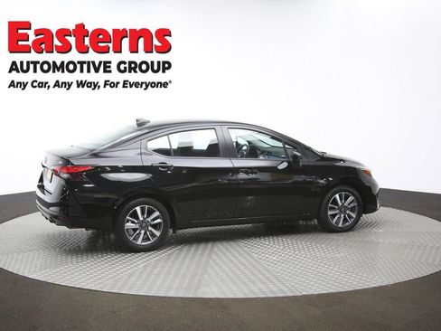 Used 2023 Nissan Versa SV image 42