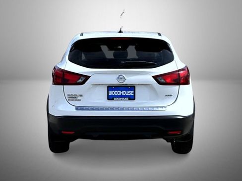 Used 2017 Nissan Rogue Sport S w/ S Appearance Package image 6