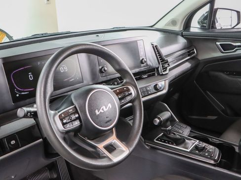 Used 2024 Kia Sportage LX FWD image 22