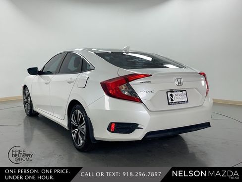 Used 2016 Honda Civic EX-T image 6