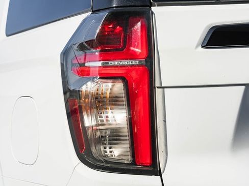 Used 2023 Chevrolet Suburban RST image 8