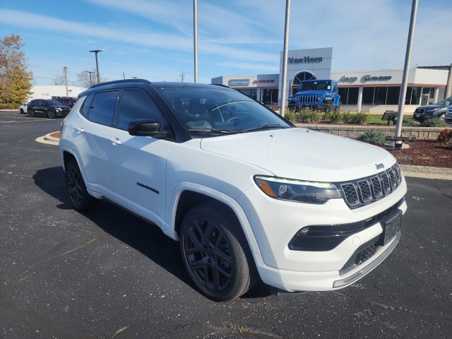 Used 2025 Jeep Compass Limited w/ High Altitude Package AWD/4WD image 1