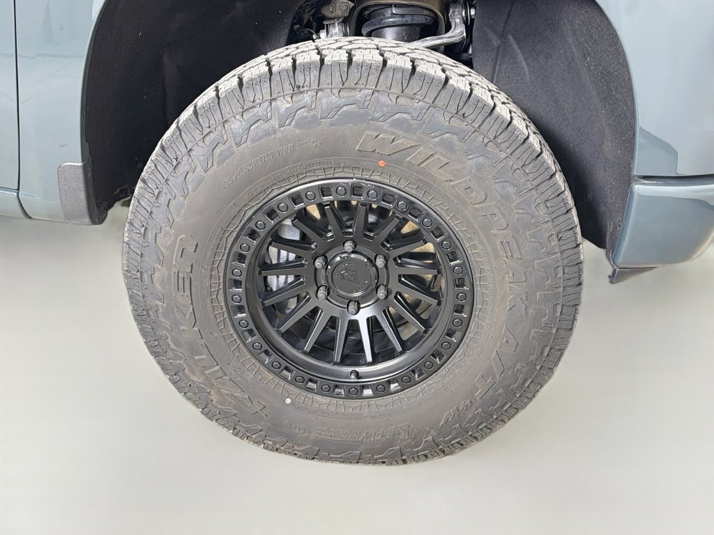 Used 2026 Chevrolet Silverado 1500 LT Trail Boss w/ LT Trail Boss Premium Package AWD/4WD image 28