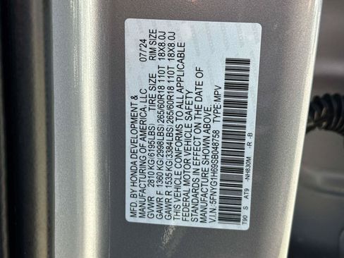 Certified 2025 Honda Pilot TrailSport image 32
