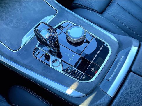 Used 2022 BMW X5 sDrive40i w/ Luxury Seating Package image 37