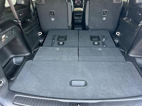 New 2025 Jeep Grand Cherokee L Laredo w/ Luxury Tech Group I image 15