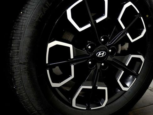 Used 2023 Hyundai Santa Cruz SE image 10