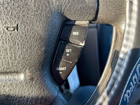 Used 2002 Ford Explorer XLT RWD image 16