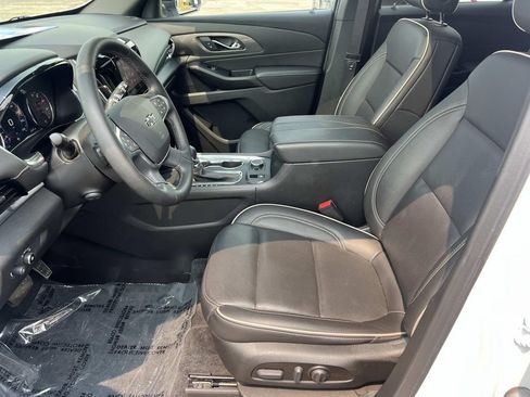 Used 2023 Chevrolet Traverse Premier w/ Redline Edition AWD/4WD image 16