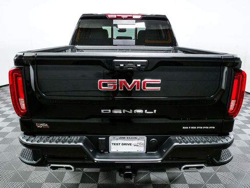 New 2026 GMC Sierra 1500 Denali w/ Denali Reserve Package AWD/4WD image 29