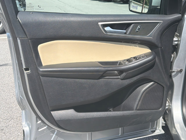 Certified 2024 Ford Edge SEL AWD/4WD image 12