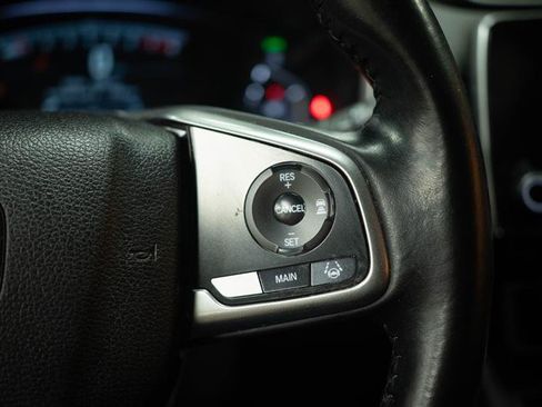 Used 2018 Honda CR-V Touring image 27