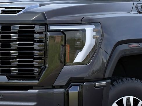 New 2026 GMC Sierra 2500 Denali Ultimate AWD/4WD image 10