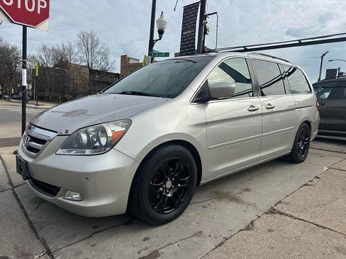 Used 2005 Honda Odyssey Touring image 2